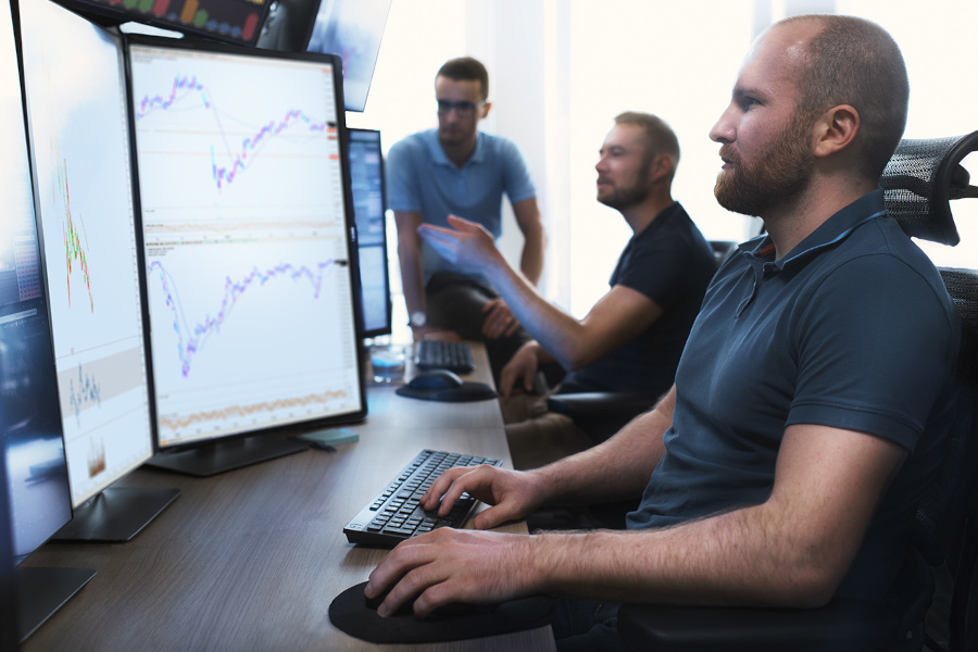 Quantlane公式のトレーディングデスクの画像